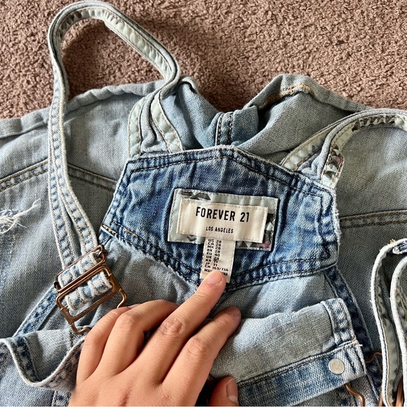 Forever 21 Jean Short Overalls - Picture 2 of 10
